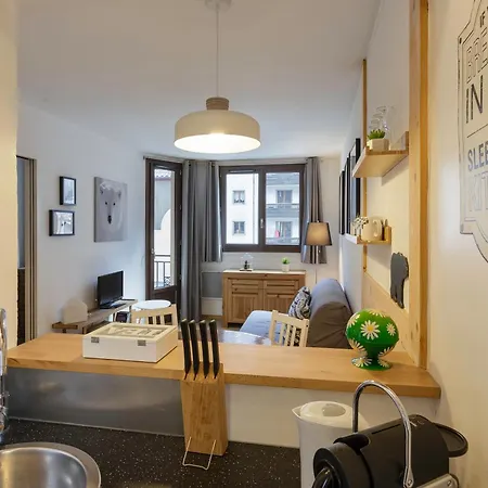 Les Marmottes En Chaussettes - Happy *