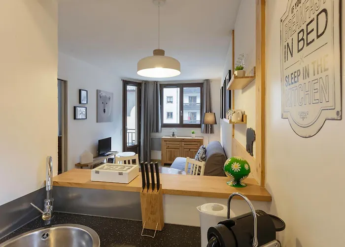 Les Marmottes En Chaussettes - Happy *